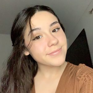 Meet your Posher, Francesca